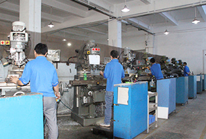  Factory workshop 